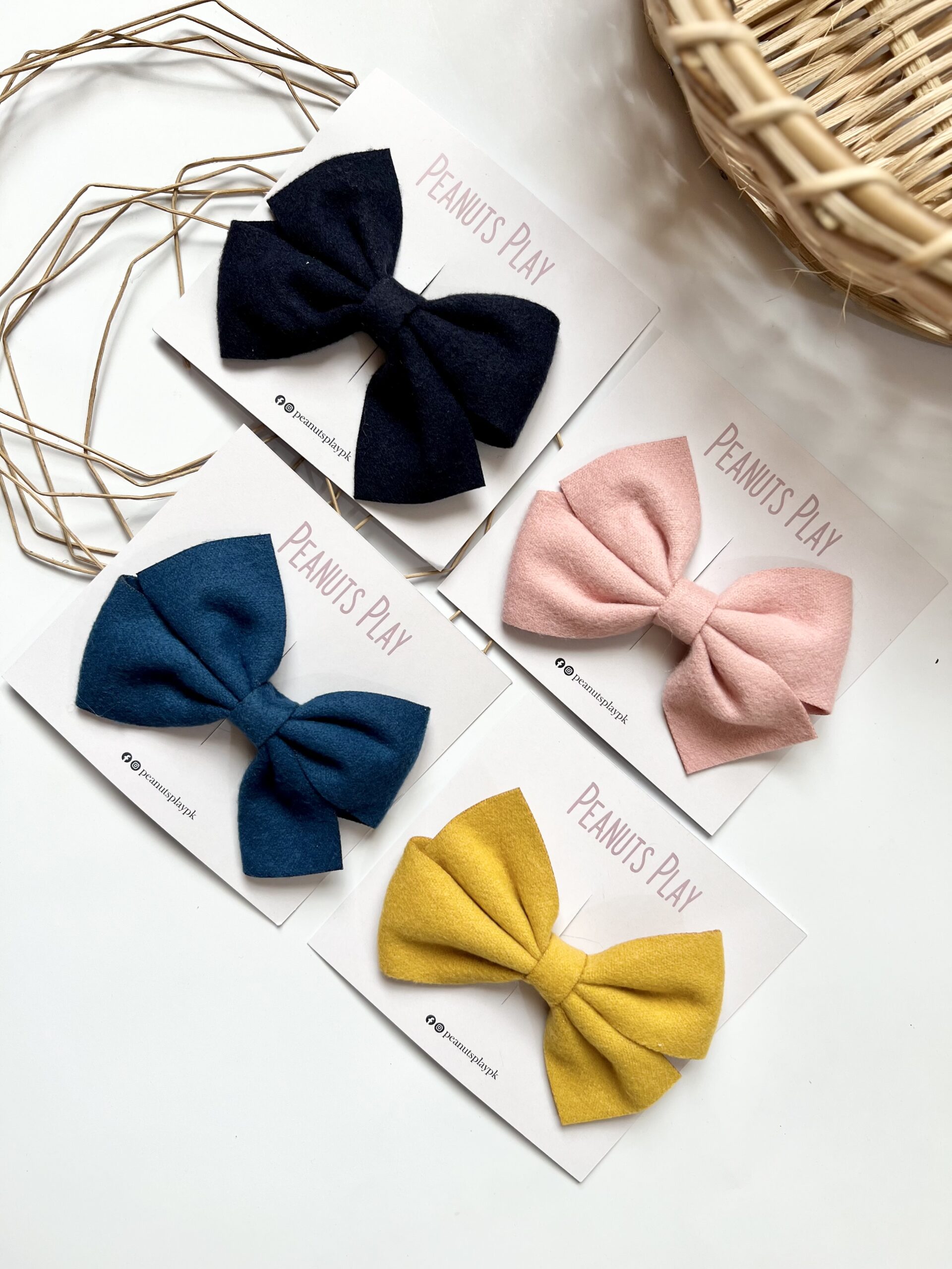 IMG_2849 Tails Out Hair Bow - Image 1