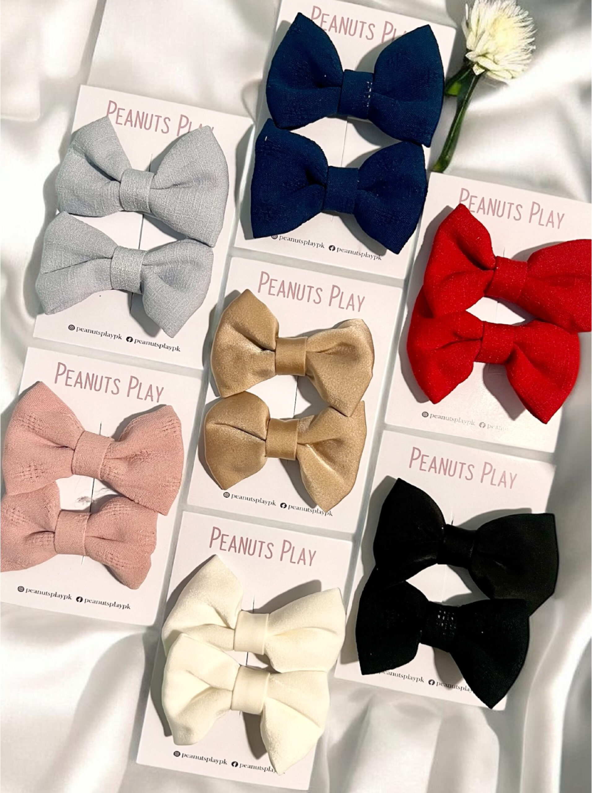 pics-01 Fabric Bow - Image 1